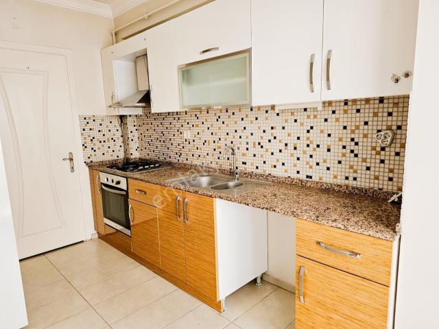 Dedebaşı Mahallesi, Karşıyaka içerisinde kiralık mülk