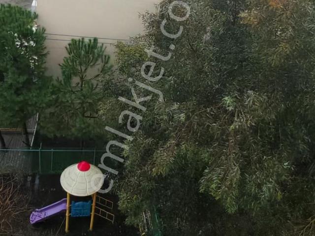 Karşiyaka, İzmir içerisinde satılık mülk