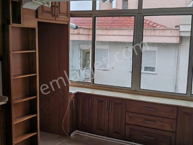 Karşiyaka, İzmir içerisinde satılık mülk