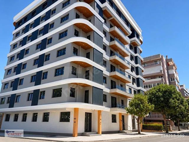 Karşiyaka, İzmir içerisinde satılık mülk