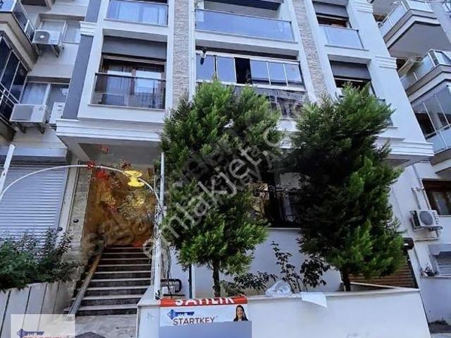 Karşiyaka, İzmir içerisinde satılık mülk