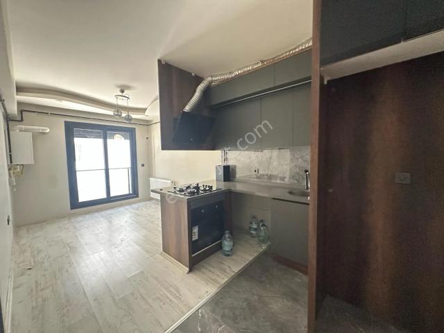 Karşiyaka, İzmir içerisinde kiralık mülk