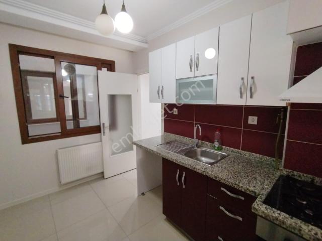 Karşiyaka, İzmir içerisinde kiralık mülk