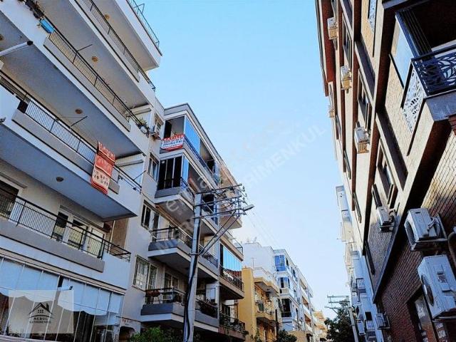 Dedebaşı Mahallesi, Karşıyaka içerisinde satılık mülk