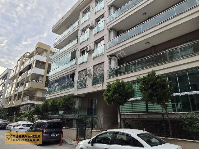 Demirköprü Mahallesi, Karşıyaka içerisinde satılık mülk