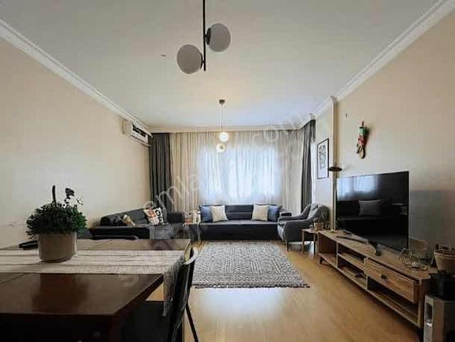 Karşiyaka, İzmir içerisinde satılık mülk
