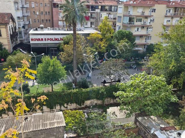 Karşıyaka Çarşı, Karşıyaka içerisinde kiralık mülk