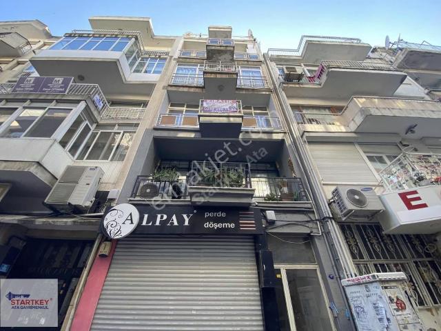 Karşiyaka, İzmir içerisinde satılık mülk