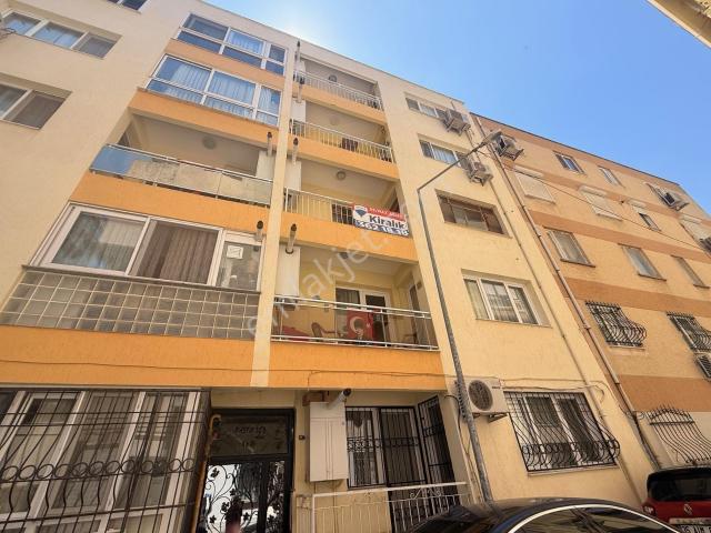 Donanmacı Mahallesi, Karşıyaka içerisinde kiralık mülk