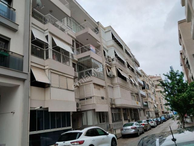 Karşiyaka, İzmir içerisinde kiralık mülk