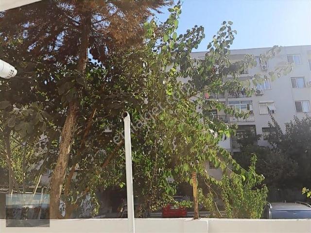 Karşiyaka, İzmir içerisinde satılık mülk