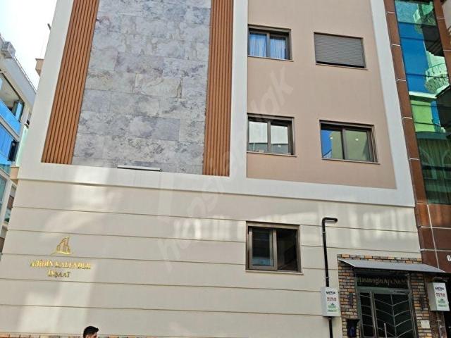 Karşiyaka, İzmir içerisinde satılık mülk
