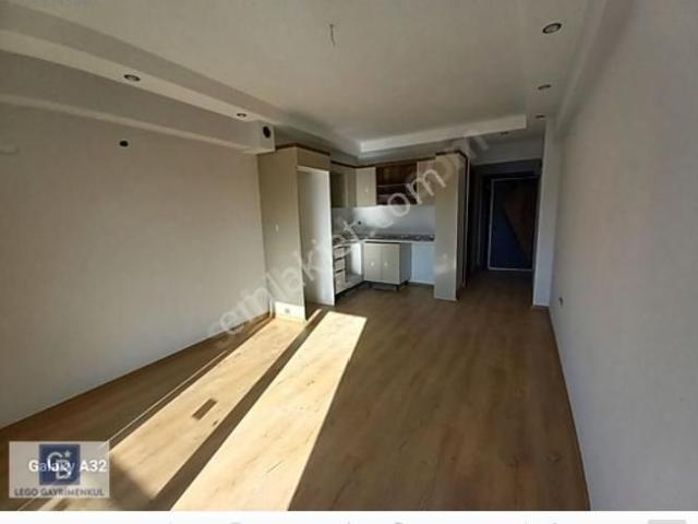 Karşiyaka, İzmir içerisinde satılık mülk