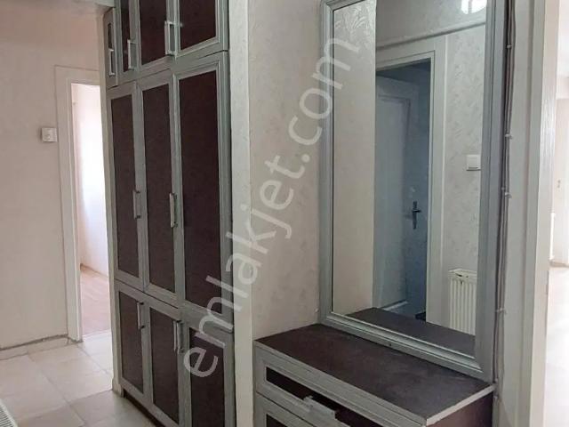 Elit Sitesi, Karşıyaka içerisinde kiralık mülk