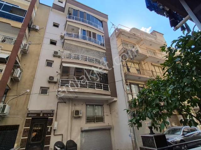 Şemikler Mahallesi, Karşıyaka içerisinde kiralık mülk
