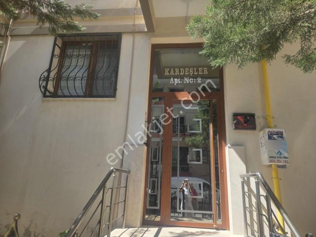 Şemikler Mahallesi, Karşıyaka içerisinde satılık mülk