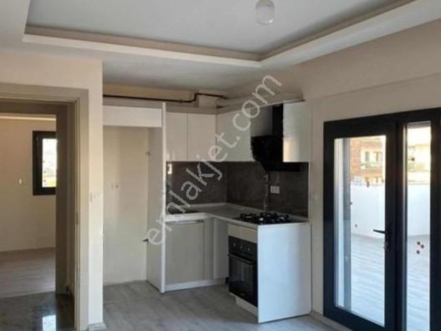Şemikler Mahallesi, Karşıyaka içerisinde kiralık mülk