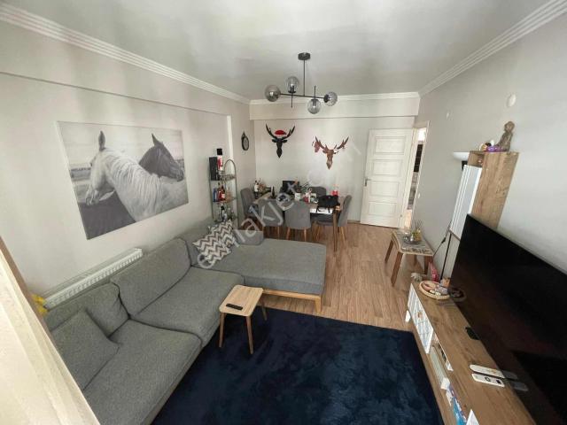Karşiyaka, İzmir içerisinde kiralık mülk
