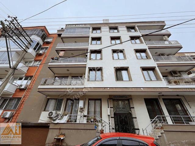 Karşiyaka, İzmir içerisinde satılık mülk
