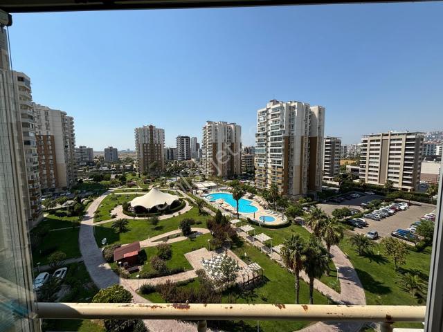 İzmir içerisinde satılık mülk