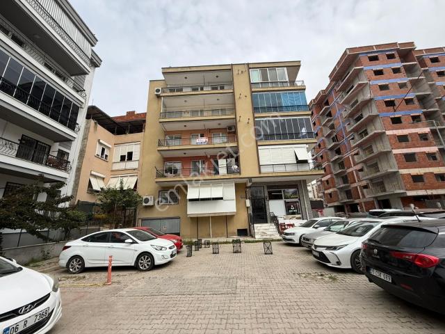 Dedebaşı Mahallesi, Karşıyaka içerisinde satılık mülk