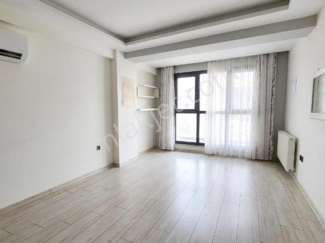 Fikri Altay Mahallesi, Karşıyaka içerisinde kiralık mülk