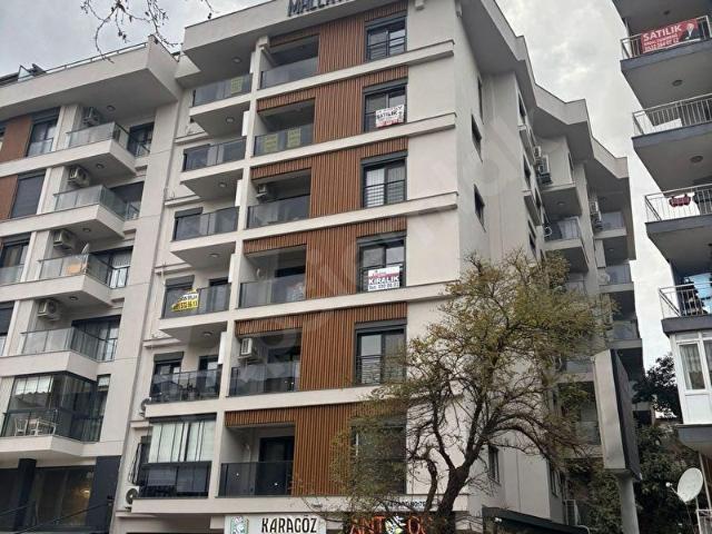Karşiyaka, İzmir içerisinde satılık Dükkan