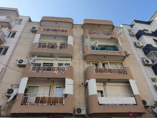 Goncalar Mahallesi, Karşıyaka içerisinde satılık mülk