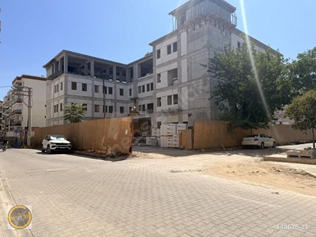 Karşiyaka, İzmir içerisinde satılık Dükkan