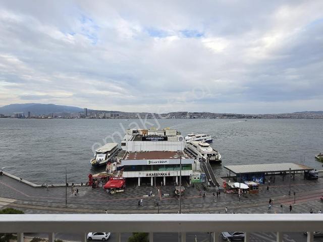 Karşiyaka, İzmir içerisinde satılık mülk