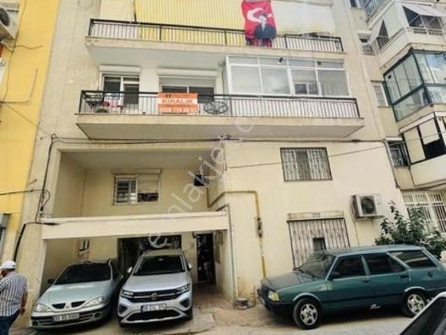 Bahariye Mahallesi, Karşıyaka içerisinde kiralık mülk