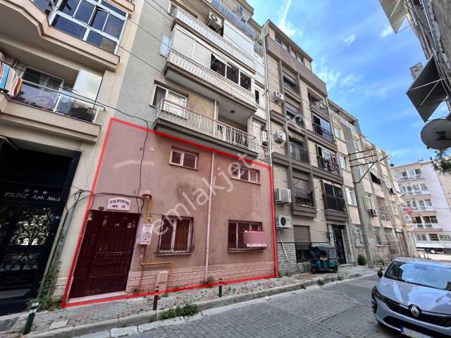 Bahariye Mahallesi, Karşıyaka içerisinde satılık mülk