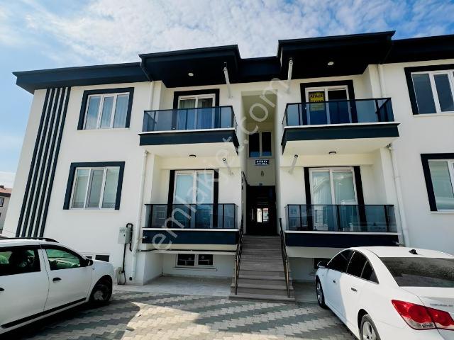 Karşıyaka, Afyonkarahisar Merkez içerisinde kiralık mülk