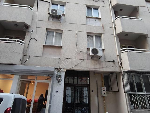 Karşiyaka, İzmir içerisinde satılık mülk