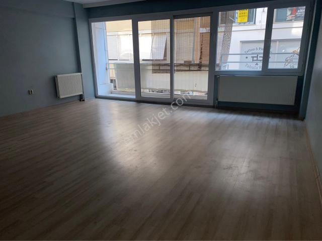 Karşiyaka, İzmir içerisinde kiralık mülk