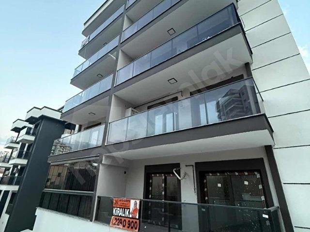 İzmir içerisinde satılık mülk