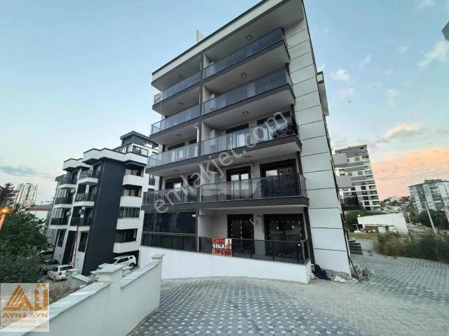 İzmir içerisinde kiralık mülk