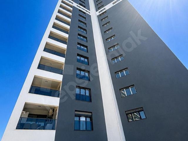 Karşiyaka, İzmir içerisinde satılık mülk