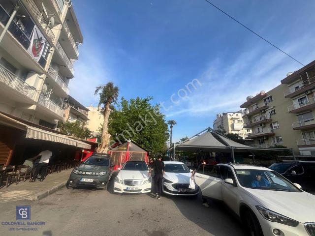 Karşiyaka, İzmir içerisinde kiralık mülk