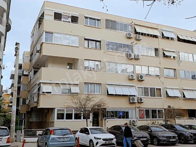 Bahriye Üçok Mahallesi, Karşıyaka içerisinde kiralık mülk