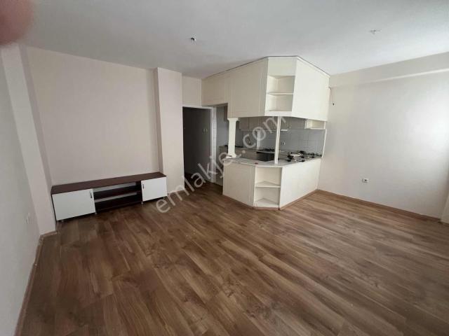 Karşiyaka, İzmir içerisinde kiralık mülk