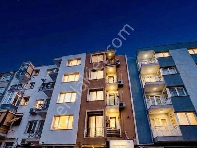 Karşiyaka, İzmir içerisinde satılık mülk