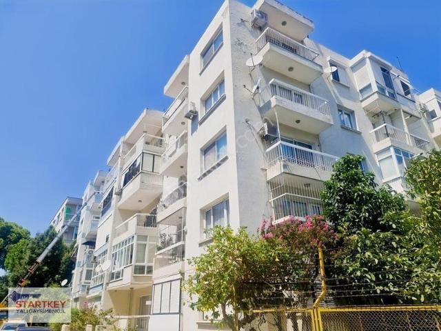 Karşiyaka, İzmir içerisinde satılık mülk