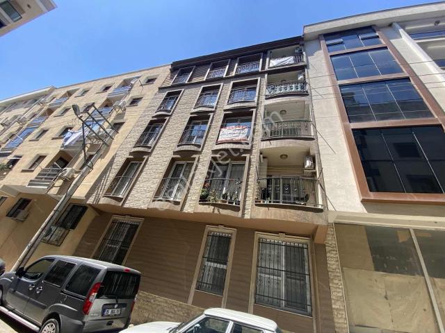 Karşiyaka, İzmir içerisinde satılık mülk