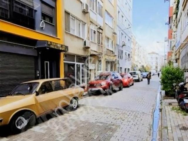 Tersane Mahallesi, Karşıyaka içerisinde satılık mülk