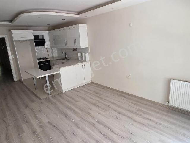Karşiyaka, İzmir içerisinde satılık mülk