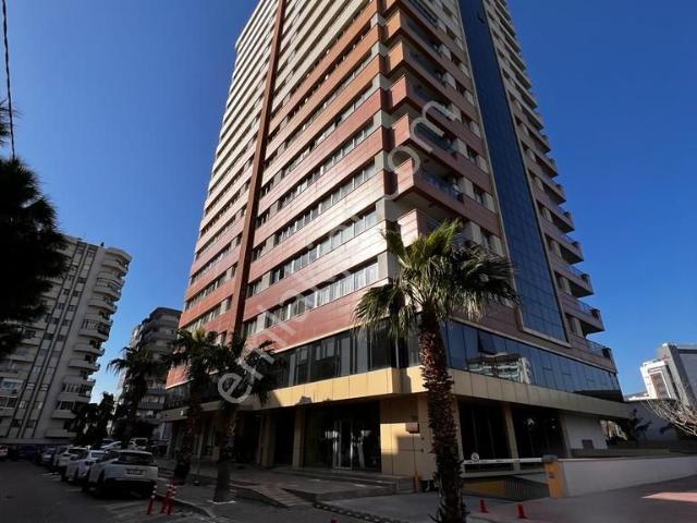 Karşiyaka, İzmir içerisinde satılık mülk