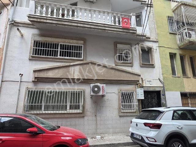 Karşiyaka, İzmir içerisinde satılık mülk