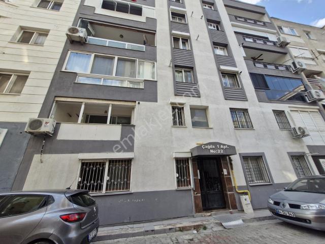 Karşiyaka, İzmir içerisinde kiralık mülk
