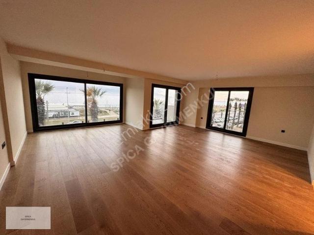 Karşiyaka, İzmir içerisinde kiralık mülk